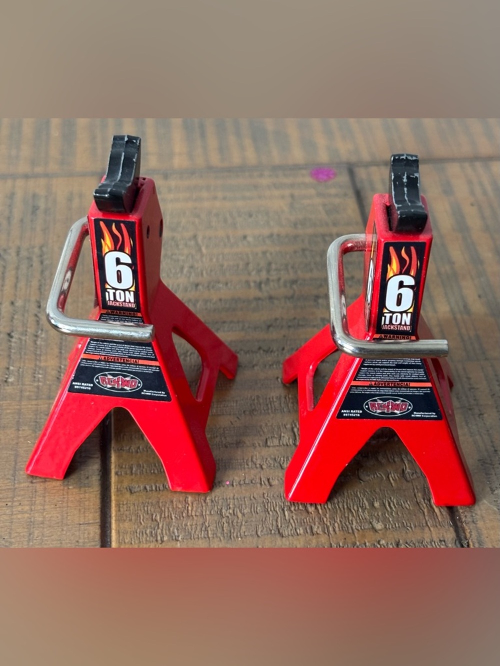 Set of 2 Red 1/10 Scale RC Truck Jack Stands - 6 Ton Style Realistic Props